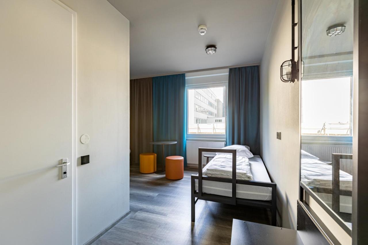Hotel A&o Frankfurt Ostend 2*
