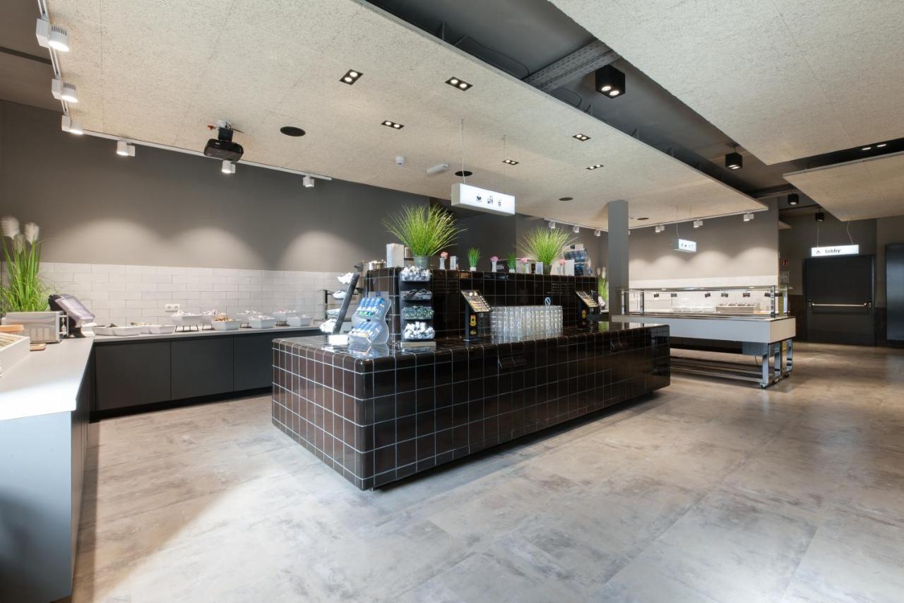 Hotel A&o Frankfurt Ostend 2*